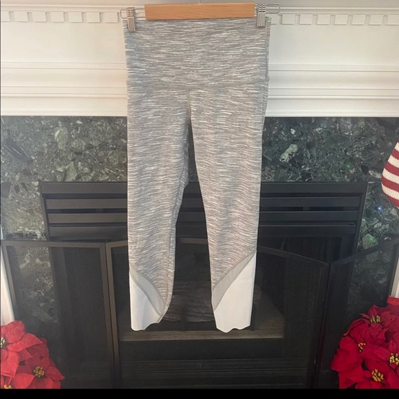 Lululemon Wunder Under SE Scallop Wee Are From Space Nimbus Battleship - Picture 2 of 12